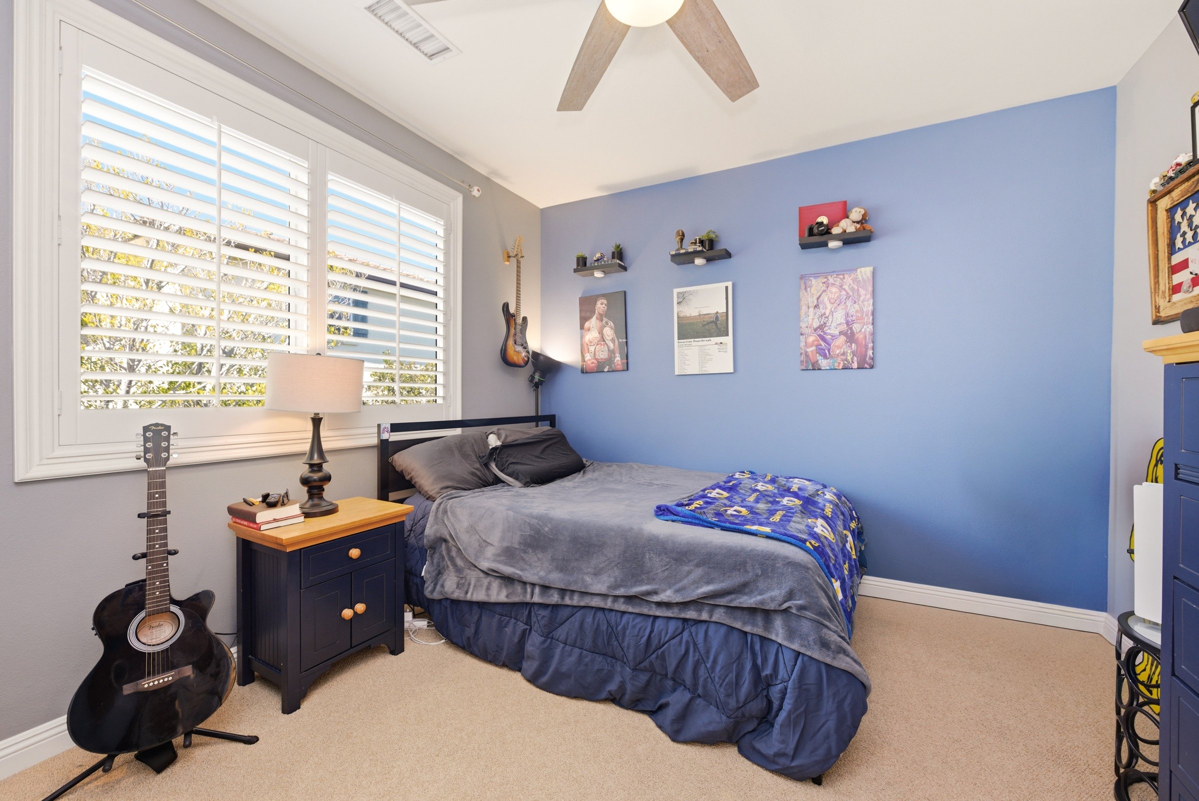Secondary bedroom